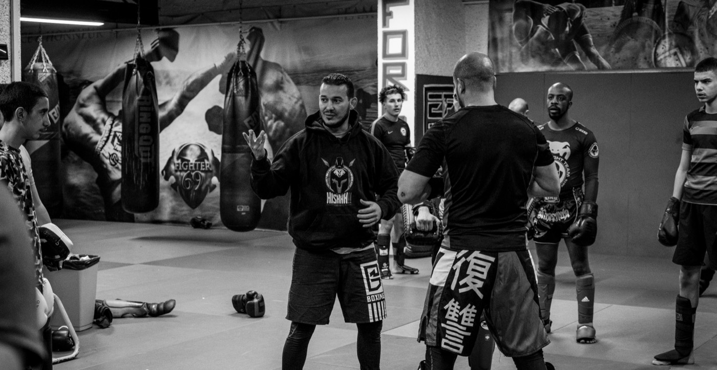 Fouad Ezbiri en pleine séance avec la Team Ezbiri